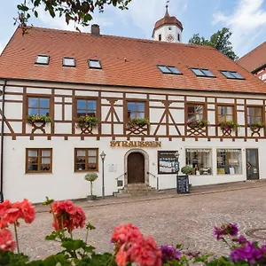 Hotel-restaurant Straussen Hotel Harburg (Bavaria)